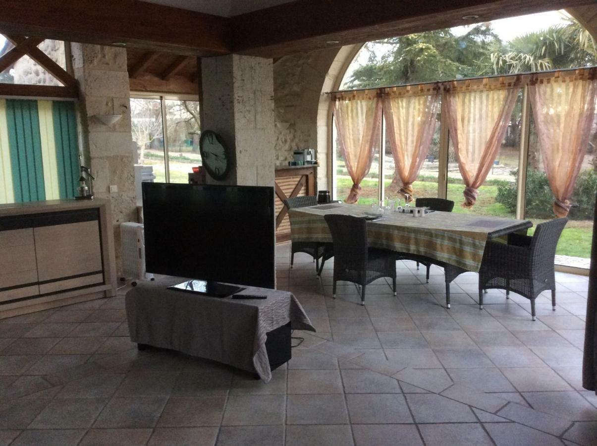 מרמנדה Gite Le Bois De Montpouillan מראה חיצוני תמונה