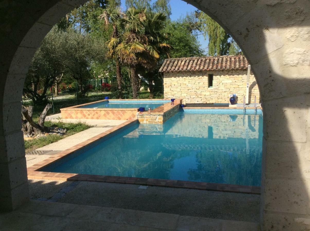 מרמנדה Gite Le Bois De Montpouillan מראה חיצוני תמונה
