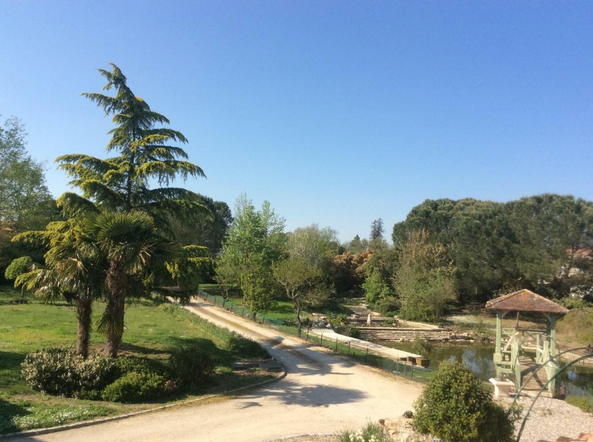 מרמנדה Gite Le Bois De Montpouillan מראה חיצוני תמונה
